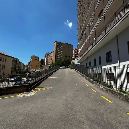 Affittacamere Essential House In Centro Con Parcheggio Privato E Wifi *