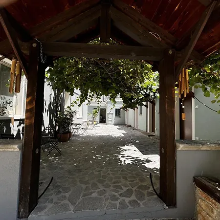 Essential House In Centro Con Parcheggio Privato E Wifi